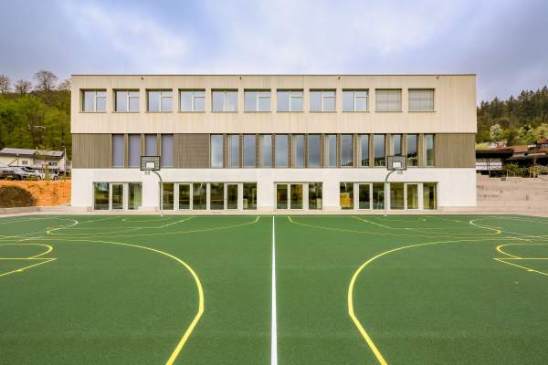 Objektfotografie: Schule Gurtweil